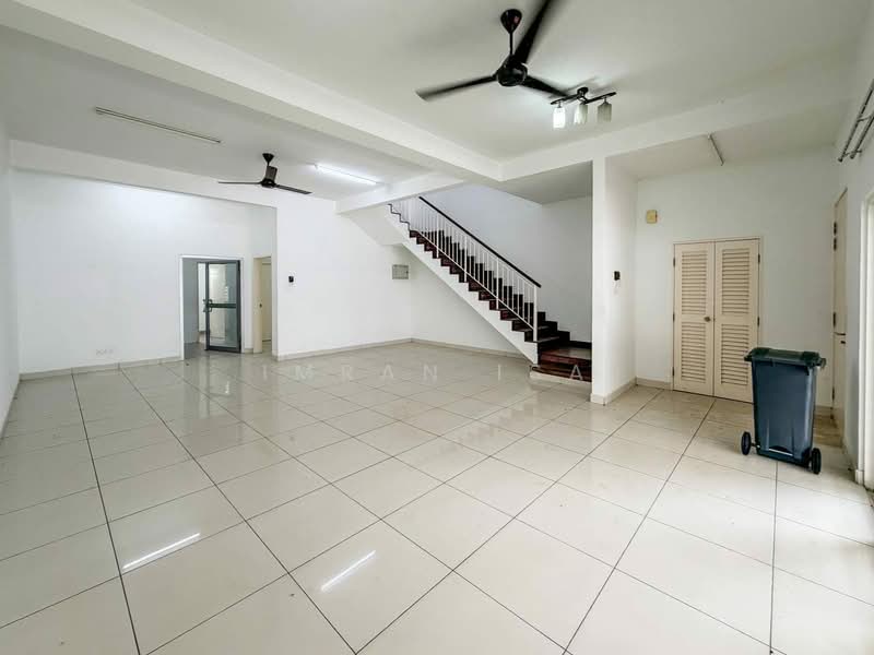 2-storey Terraced House for Sale in Nilai Impian (Nilai) - Imran Isa - Living Room - PropertyGuru.com.my