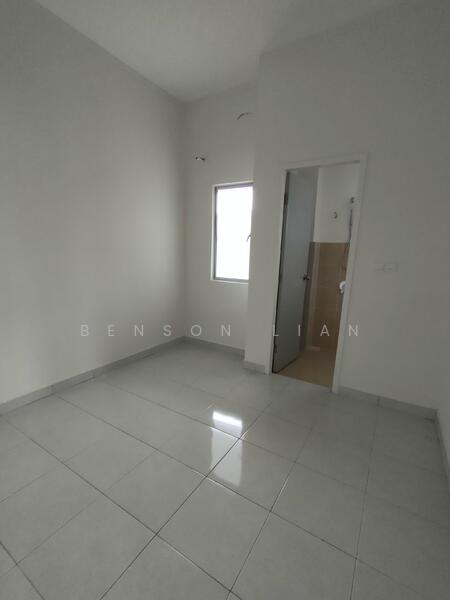 For Sale - Hillpark @ The Palm