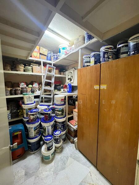 Untuk Disewa - Taman Daya