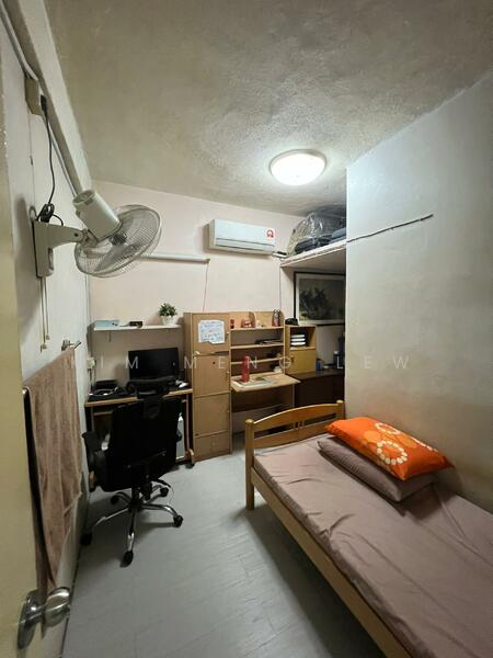 Untuk Disewa - Taman Daya