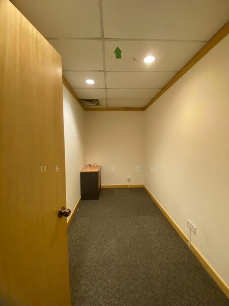 For Rent - AmpWalk Mall