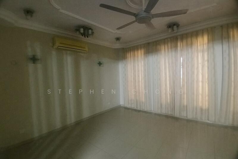 Untuk Dijual - Taman Molek