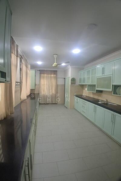 Untuk Dijual - Taman Molek