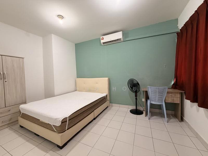 2-storey Terraced House for Rent in SS15 (Subang Jaya) - Chun Hou - Bedroom - PropertyGuru.com.my
