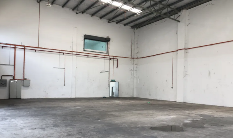 Untuk Disewa - 1.5-Storey Cluster Factory for Rent at Setia Business Park, Johor