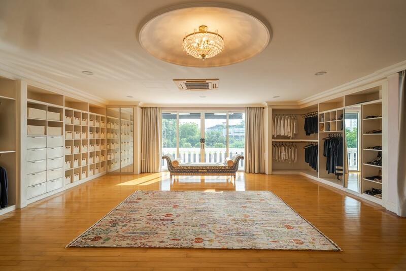 Untuk Dijual - U Thant