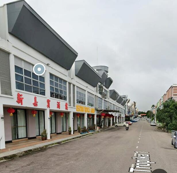 For Sale - Taman Tropika Kulai ( ROI 5.3% / Facing Main Road ) 3 Storey Shop ( End Lot )