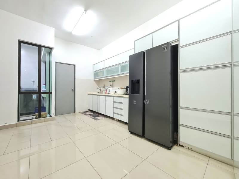 Rumah Berkembar untuk Dijual di Batu 9 (Cheras) - Ken Lew - Kitchen - PropertyGuru.com.my