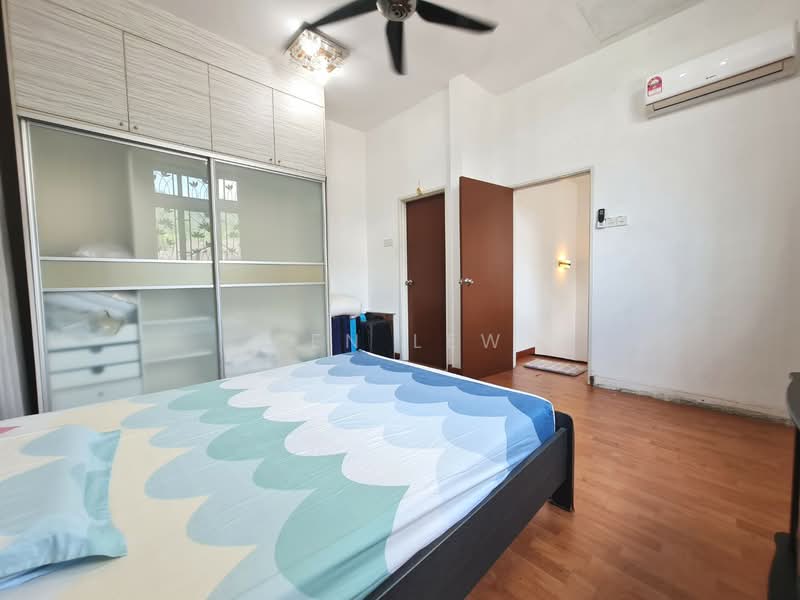 Rumah Berkembar untuk Dijual di Batu 9 (Cheras) - Ken Lew - Bedroom - PropertyGuru.com.my
