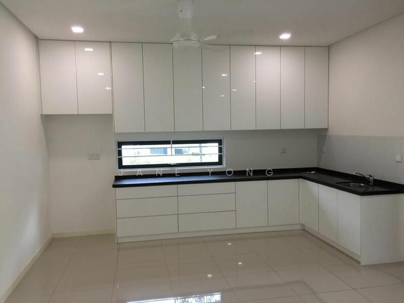 For Rent - 1.5-storey Terraced House at Sunway Montana