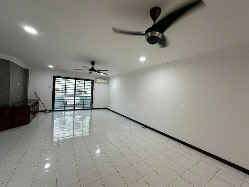 Untuk Disewa - Hillcity