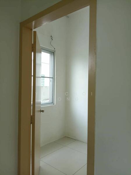 For Sale - Bungalow at Taman Carnation