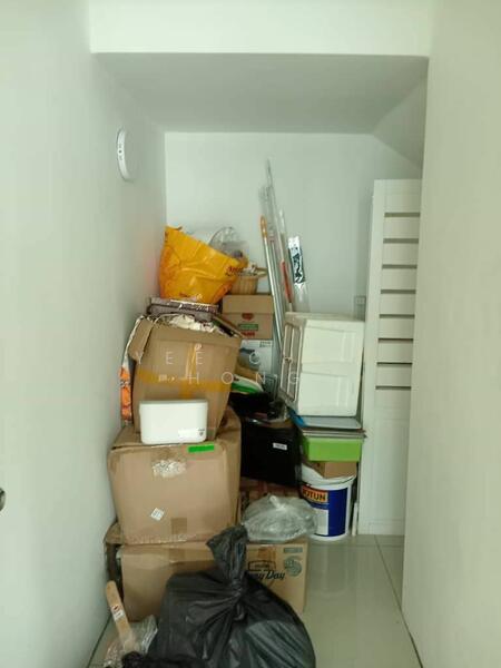 For Sale - Bungalow at Taman Carnation