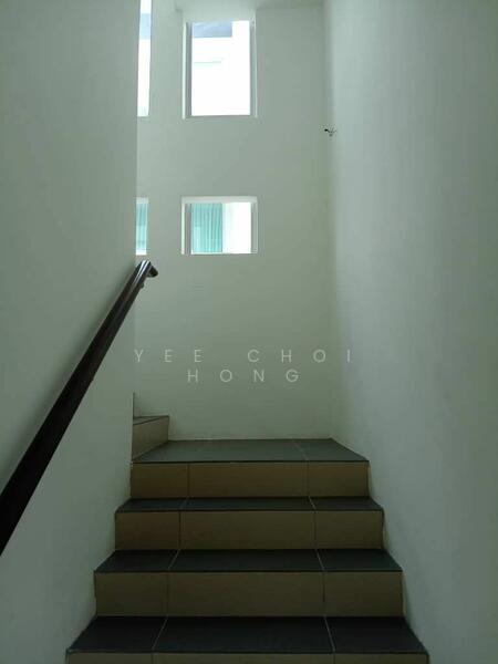 For Sale - Bungalow at Taman Carnation