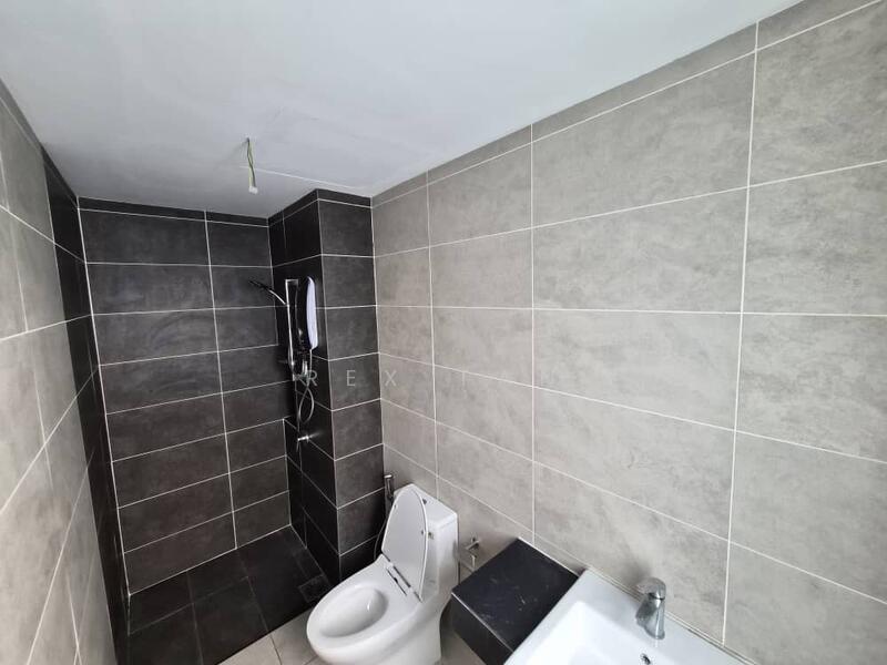 Untuk Disewa - M Oscar