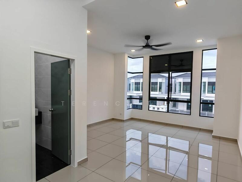 For Rent - 2-storey Terrace House at Kota Masai