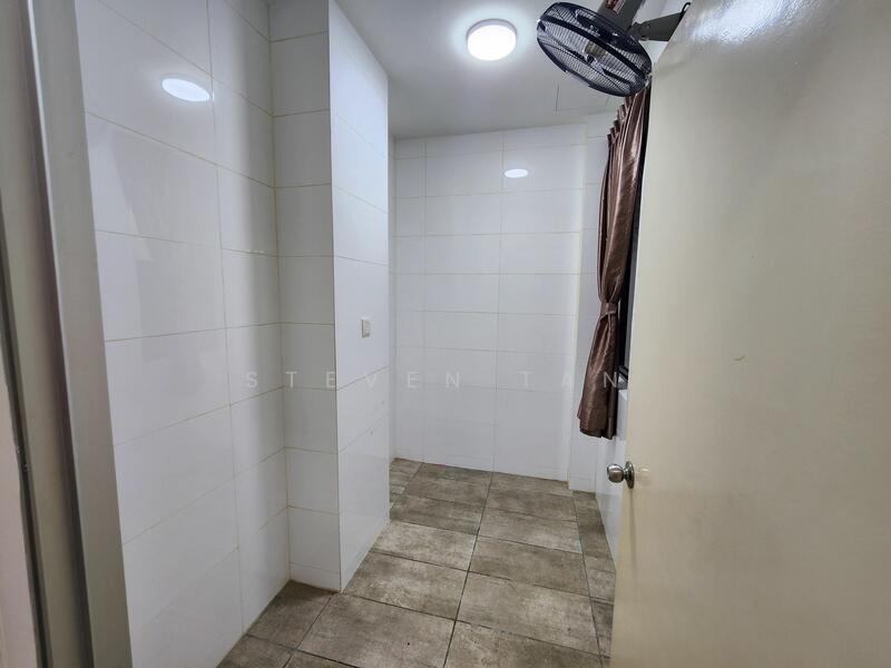 Untuk Dijual - 3-storey Terraced House at 16 Sierra