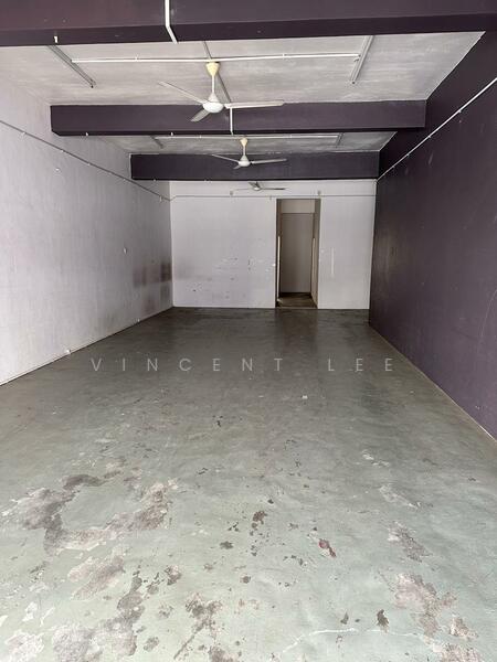 Untuk Disewa - Ground Floor Shop Lot for Rent at Taman Puncak Jalil