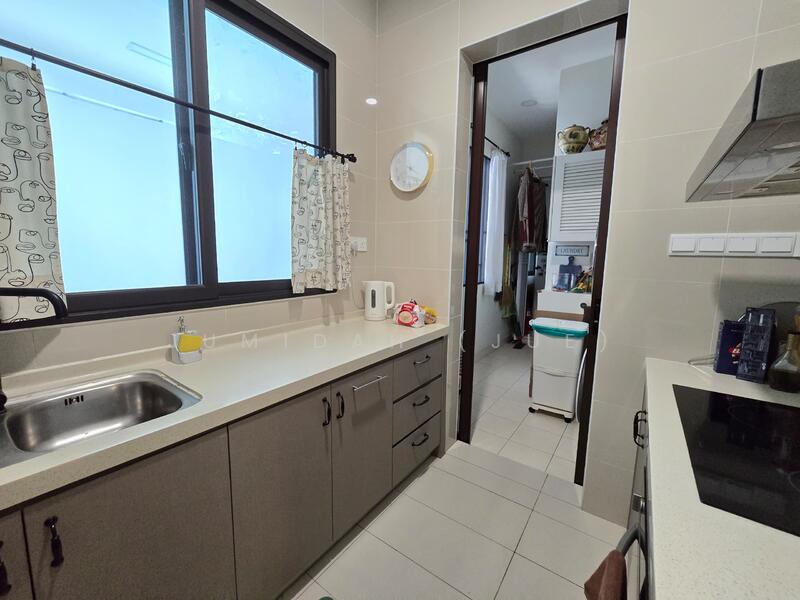 GARDEN VIEW Ground floor condominium Isle of Kamares Cyberjaya