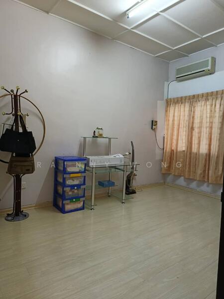 Untuk Disewa - Taman Bukit Gambier