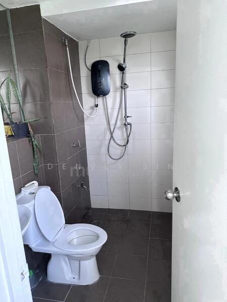 Untuk Dijual - Midfields