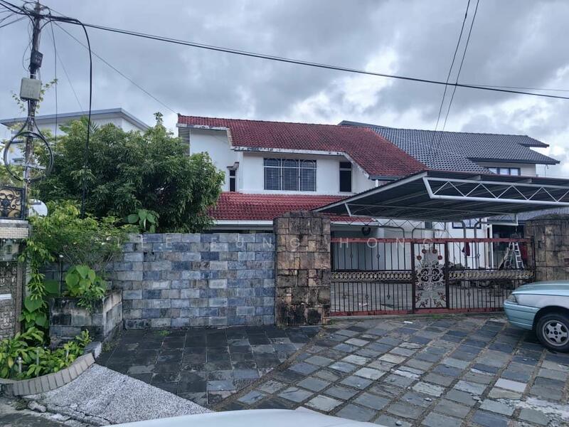 Untuk Dijual - Semi-Detached House at Taman Fraser