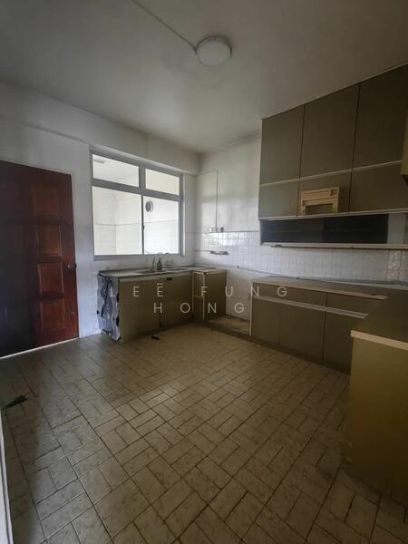 Untuk Dijual - Semi-Detached House at Taman Fraser