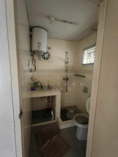Untuk Dijual - Semi-Detached House at Taman Fraser