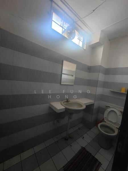 Untuk Dijual - Semi-Detached House at Taman Fraser