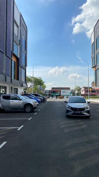 Untuk Disewa - Pelangi Avenue