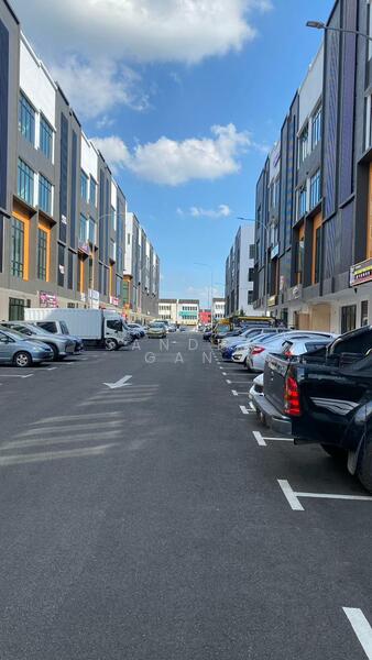 Untuk Disewa - Pelangi Avenue