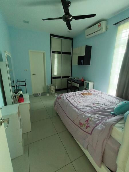 For Sale - Nusa Idaman Double Storey End Lot