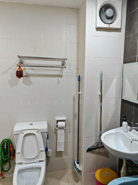 For Rent - Taman Bukit Serdang Seksyen 5