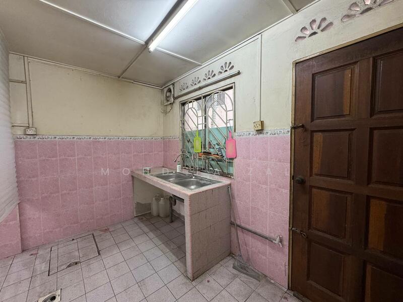 For Sale - 100% Loan Rumah Teres 2 Tingkat Taman Desa Serdang Seri Kembangan