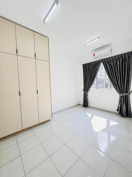 Untuk Disewa - Seri Topaz