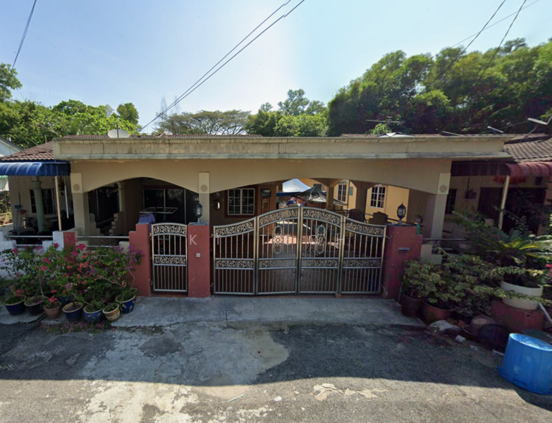 For Sale - Below Market Value; 1 Sty Semi-D House @ Taman Mewah Indah