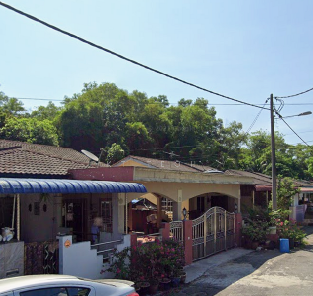 For Sale - Below Market Value; 1 Sty Semi-D House @ Taman Mewah Indah