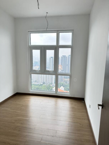 For Sale - Met 1 Residences