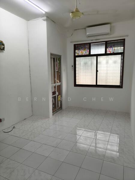Untuk Dijual - Double Terrace House Sale at Batu Maung