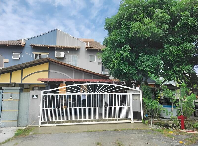 For Sale - Taman Putra Perdana