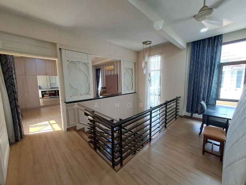 2-storey Terraced House for Sale in Bukit Jelutong (Shah Alam) - Sa'a Nordin - PropertyGuru.com.my