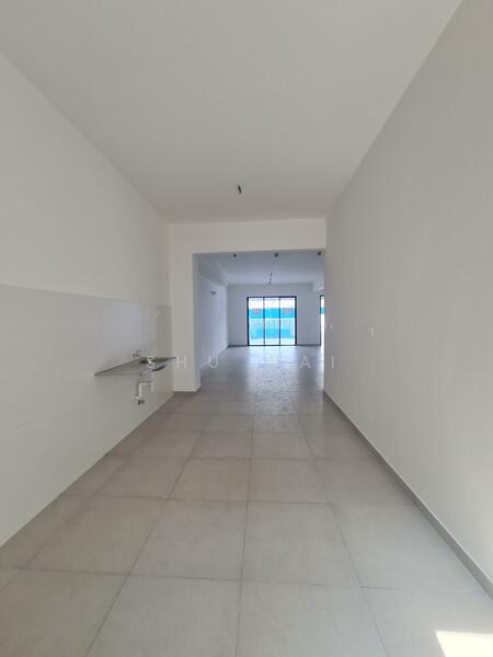 Untuk Dijual - 1 stop Service,6 landed Projects in Puchong,1 agent house tour fo you,Frm 8xxk to 1.5mil