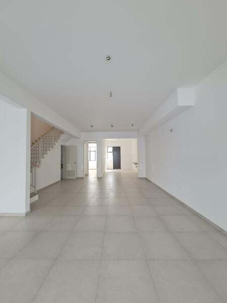 Untuk Dijual - 1 stop Service,6 landed Projects in Puchong,1 agent house tour fo you,Frm 8xxk to 1.5mil