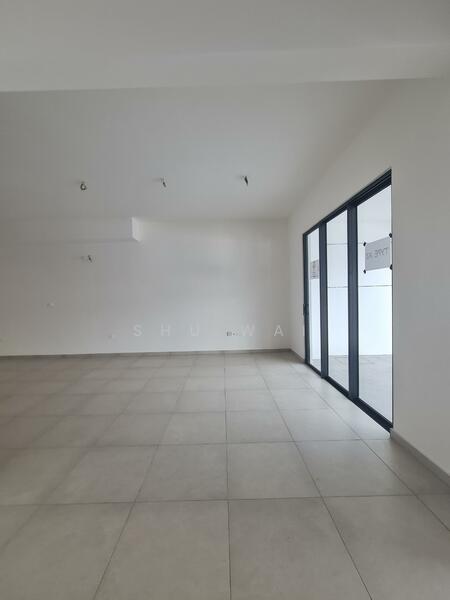 Untuk Dijual - 1 stop Service,6 landed Projects in Puchong,1 agent house tour fo you,Frm 8xxk to 1.5mil