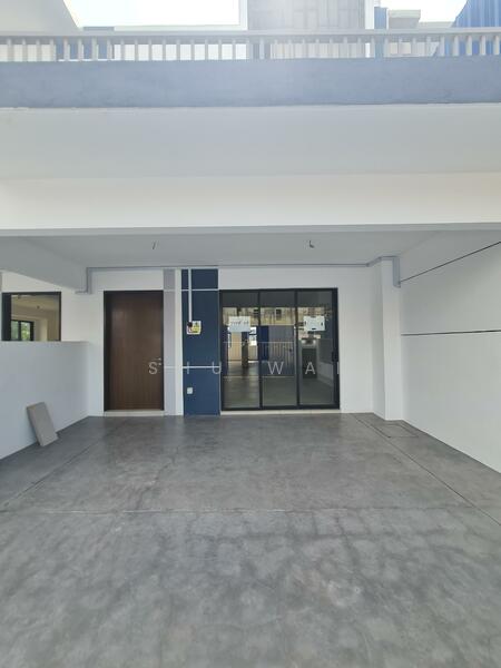 Untuk Dijual - 1 stop Service,6 landed Projects in Puchong,1 agent house tour fo you,Frm 8xxk to 1.5mil