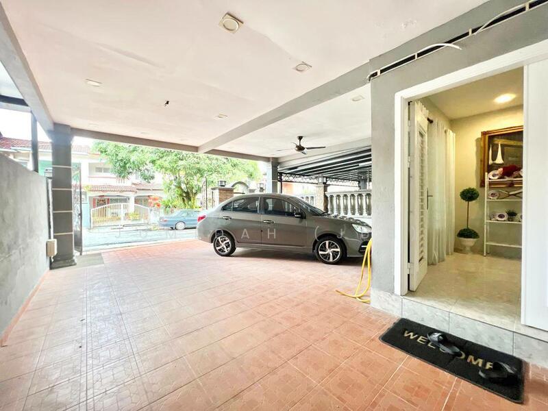 ‼️LOW BOOKING‼️NEAR MOSQUE (550m)‼️FULLY RENOVATED‼️PARTIALLY FURNISHEDDouble Storey, Taman Rak