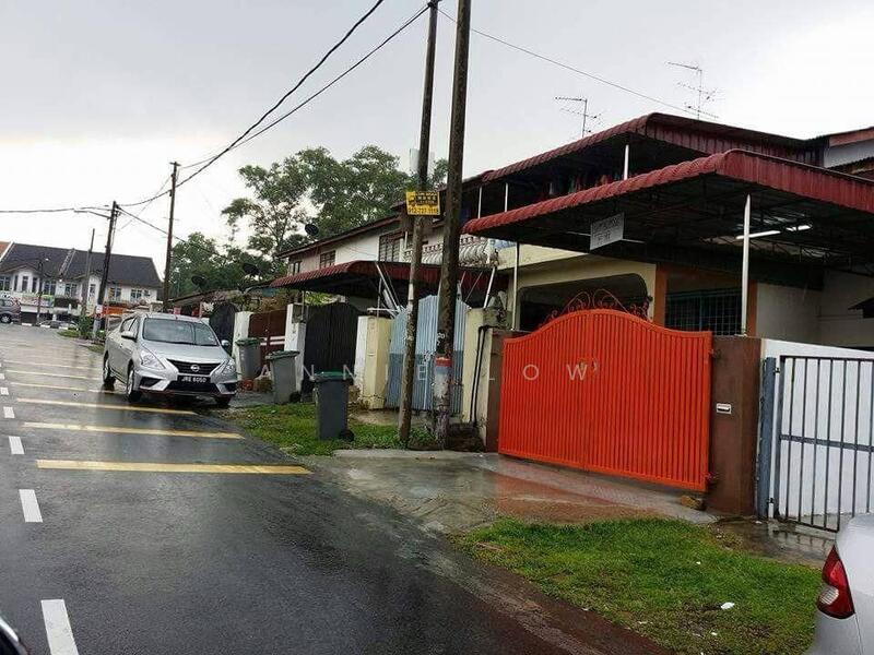 For Sale - Taman Timur