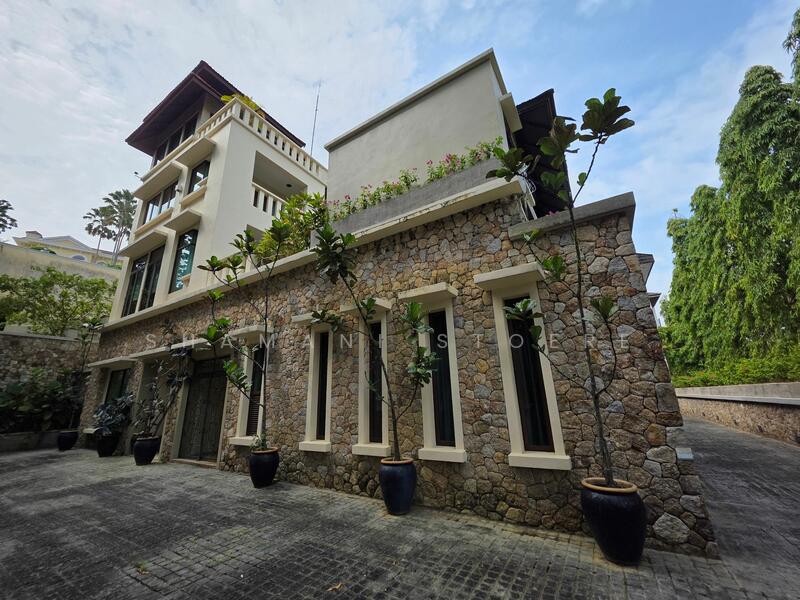 For Sale - Bungalow at Taman Duta