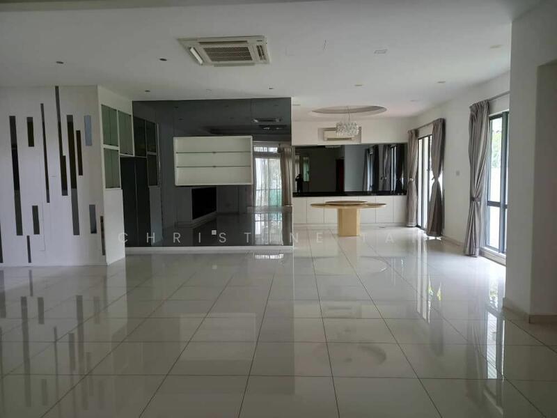 For Rent - Bungalow at Kota Kemuning Hills