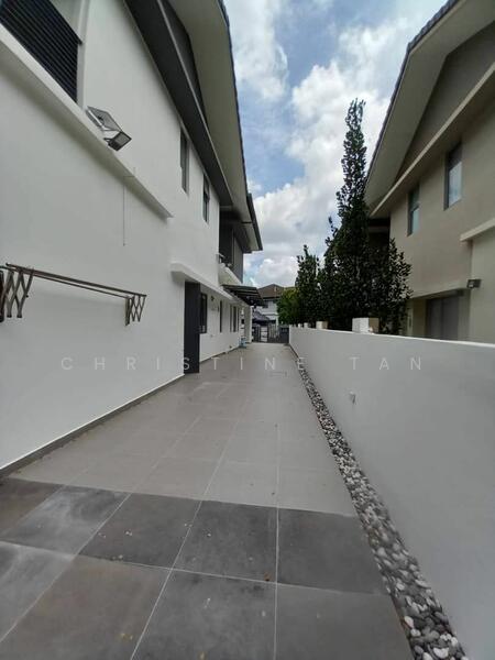 For Rent - Bungalow at Kota Kemuning Hills